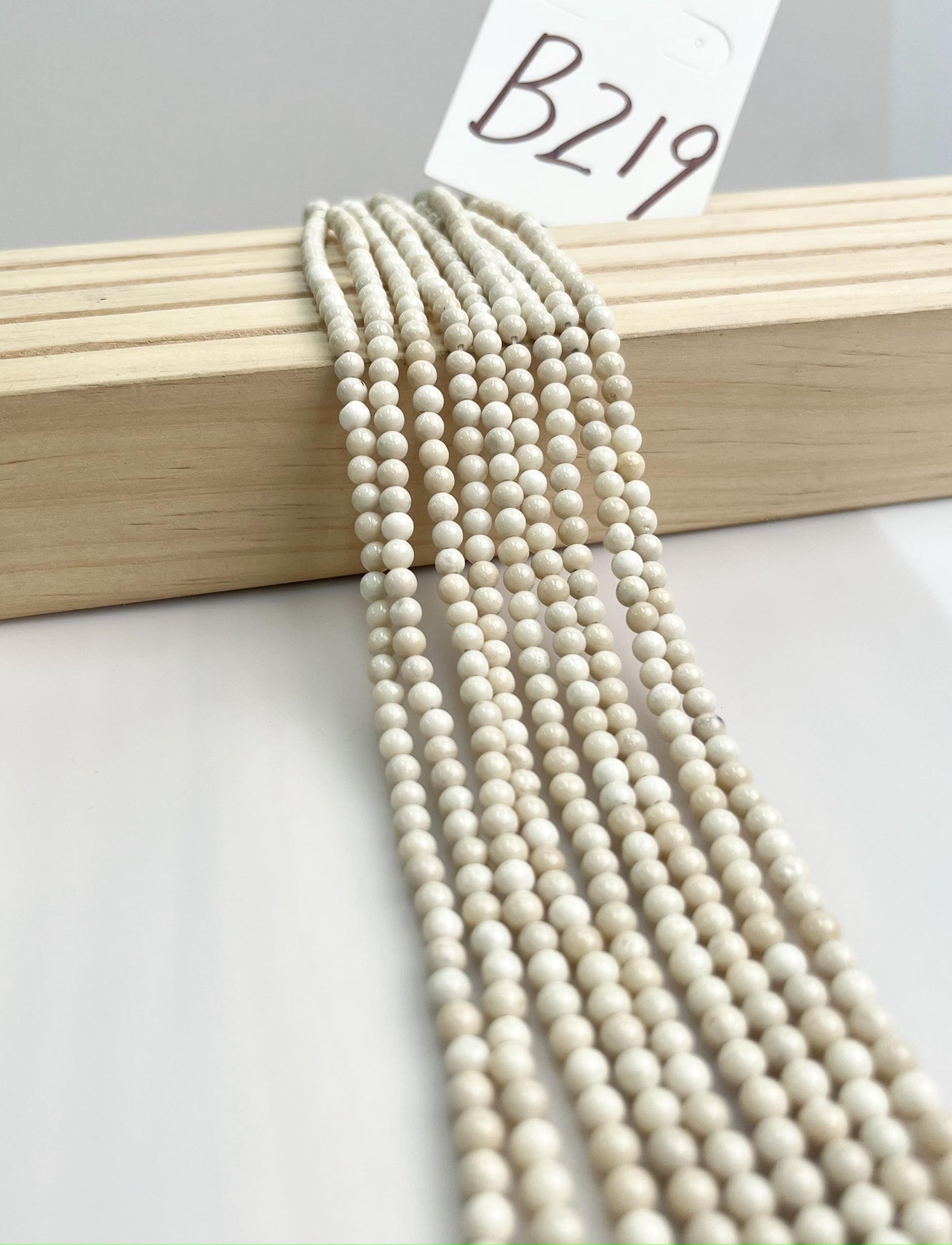 ------#B202-#B224 normal white color  loose beads