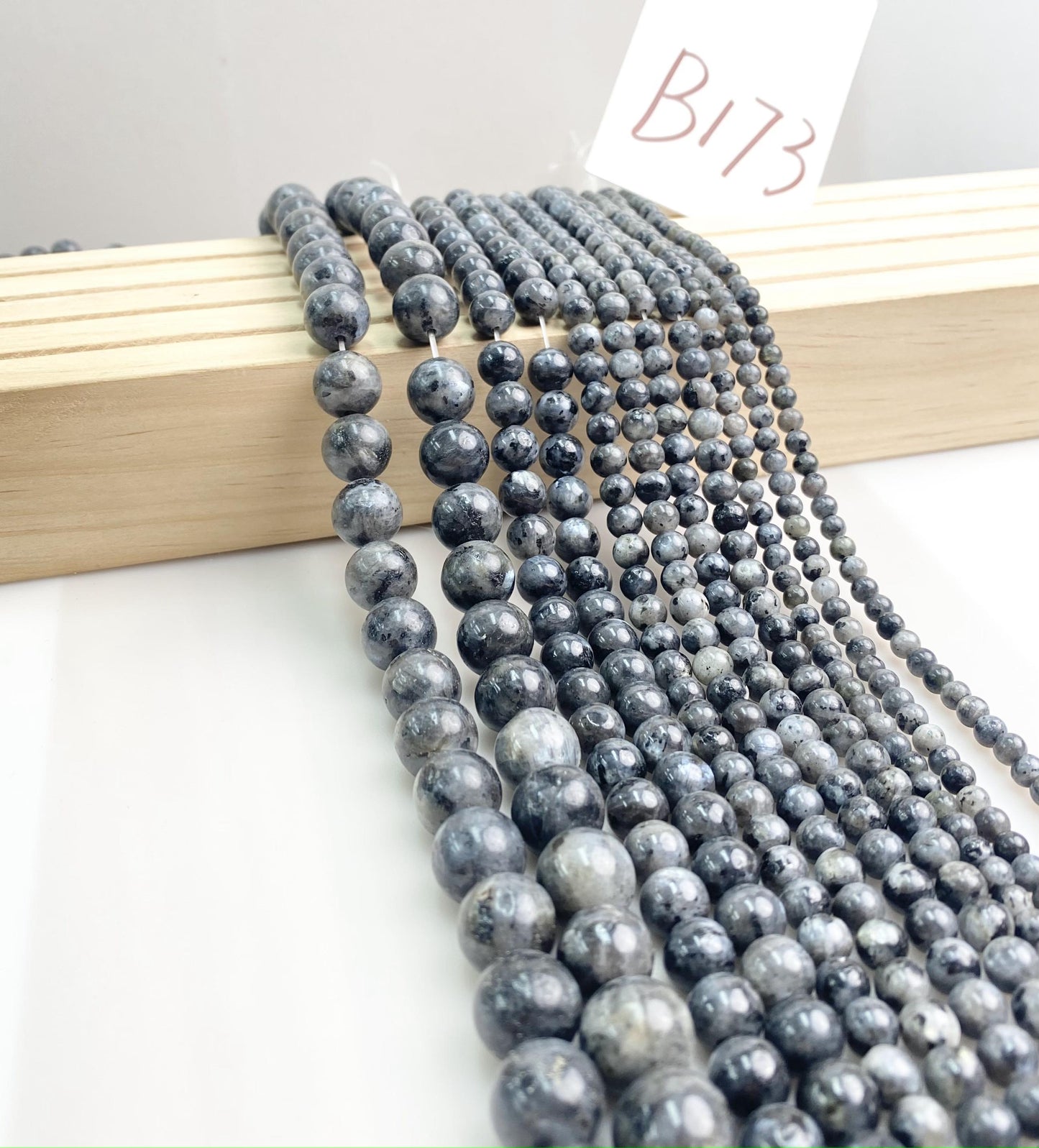 ------#B162-#B201 normal black and grey color  loose beads