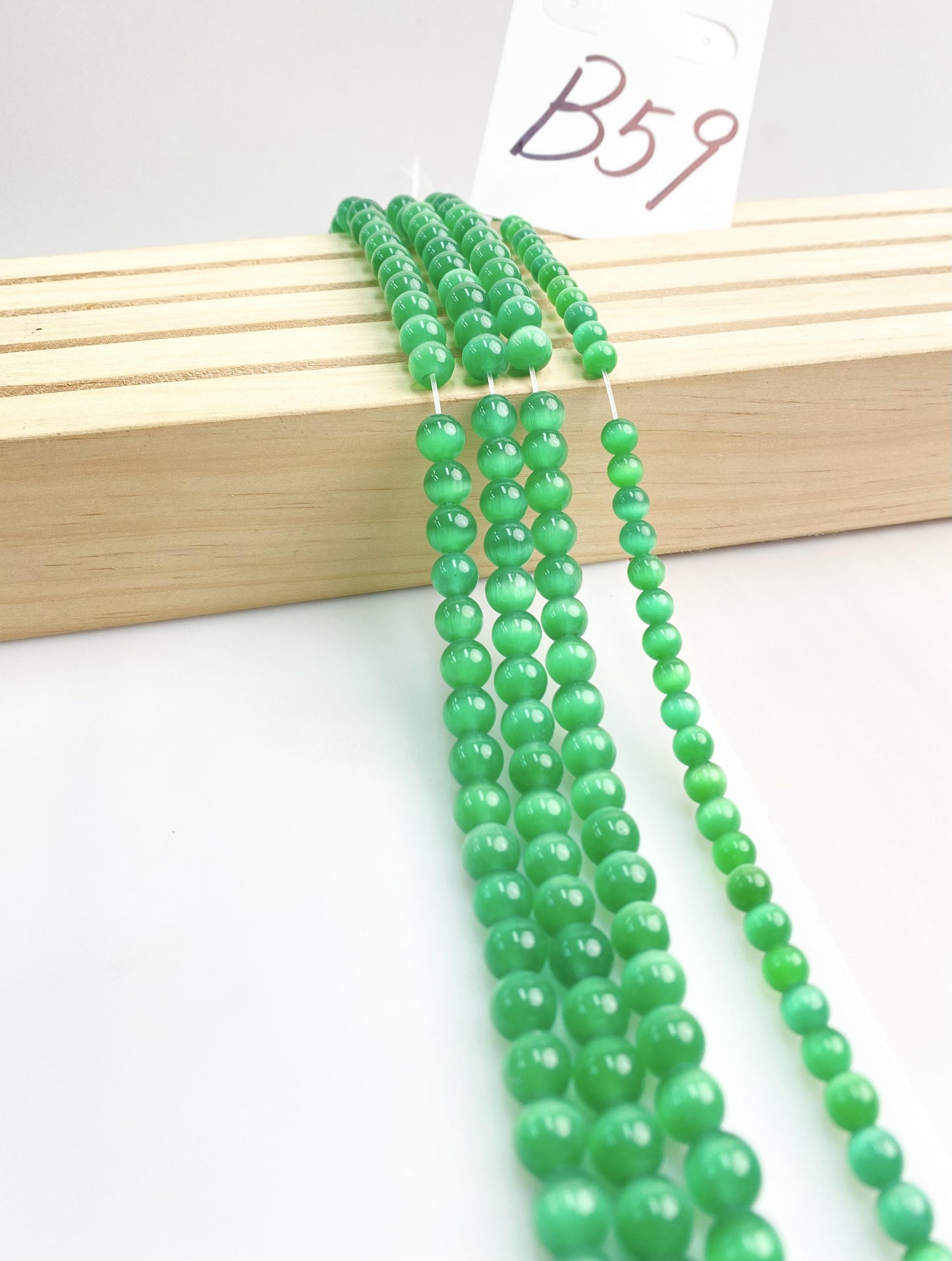 ------#B55-#B94 normal green color  loose beads