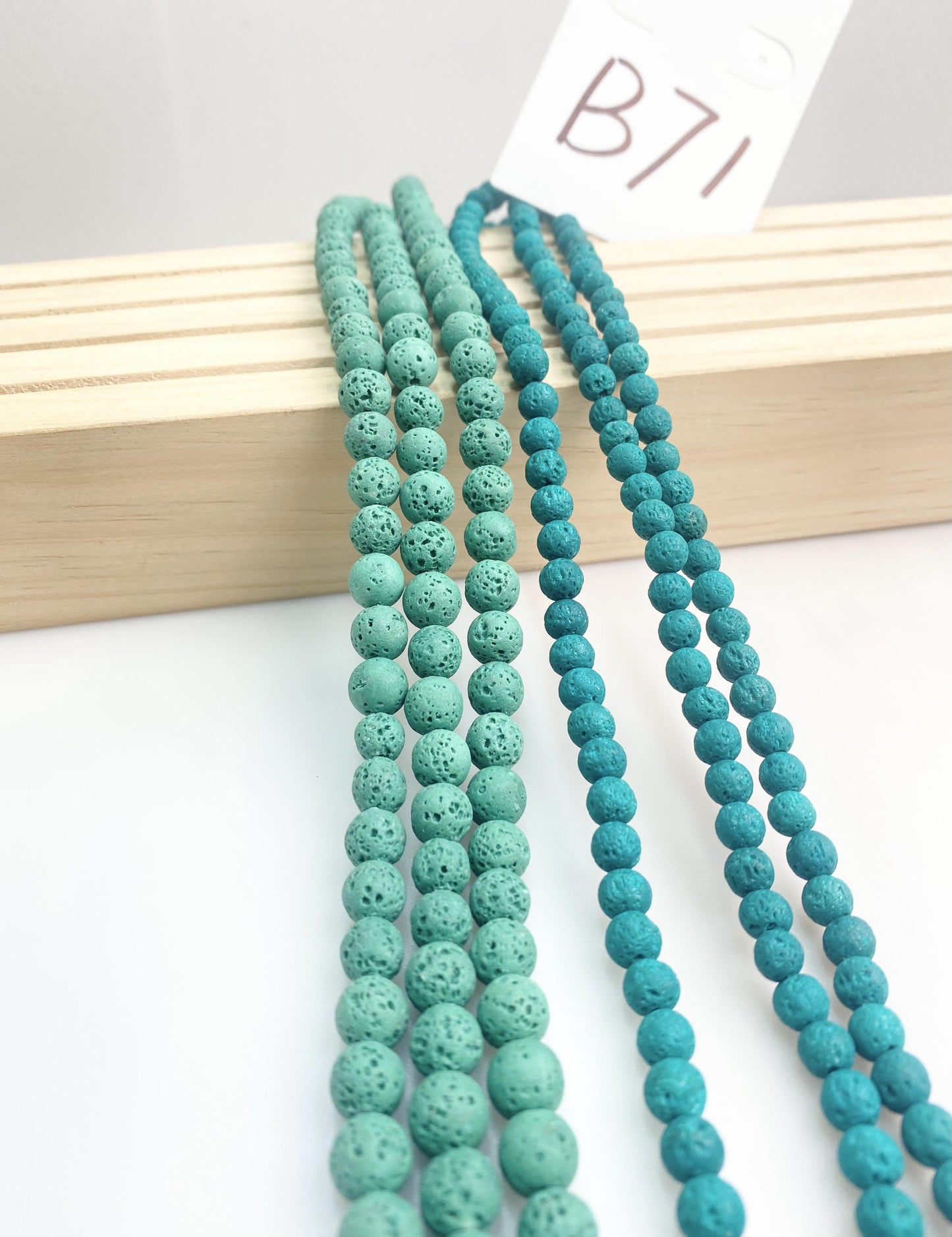 ------#B55-#B94 normal green color  loose beads