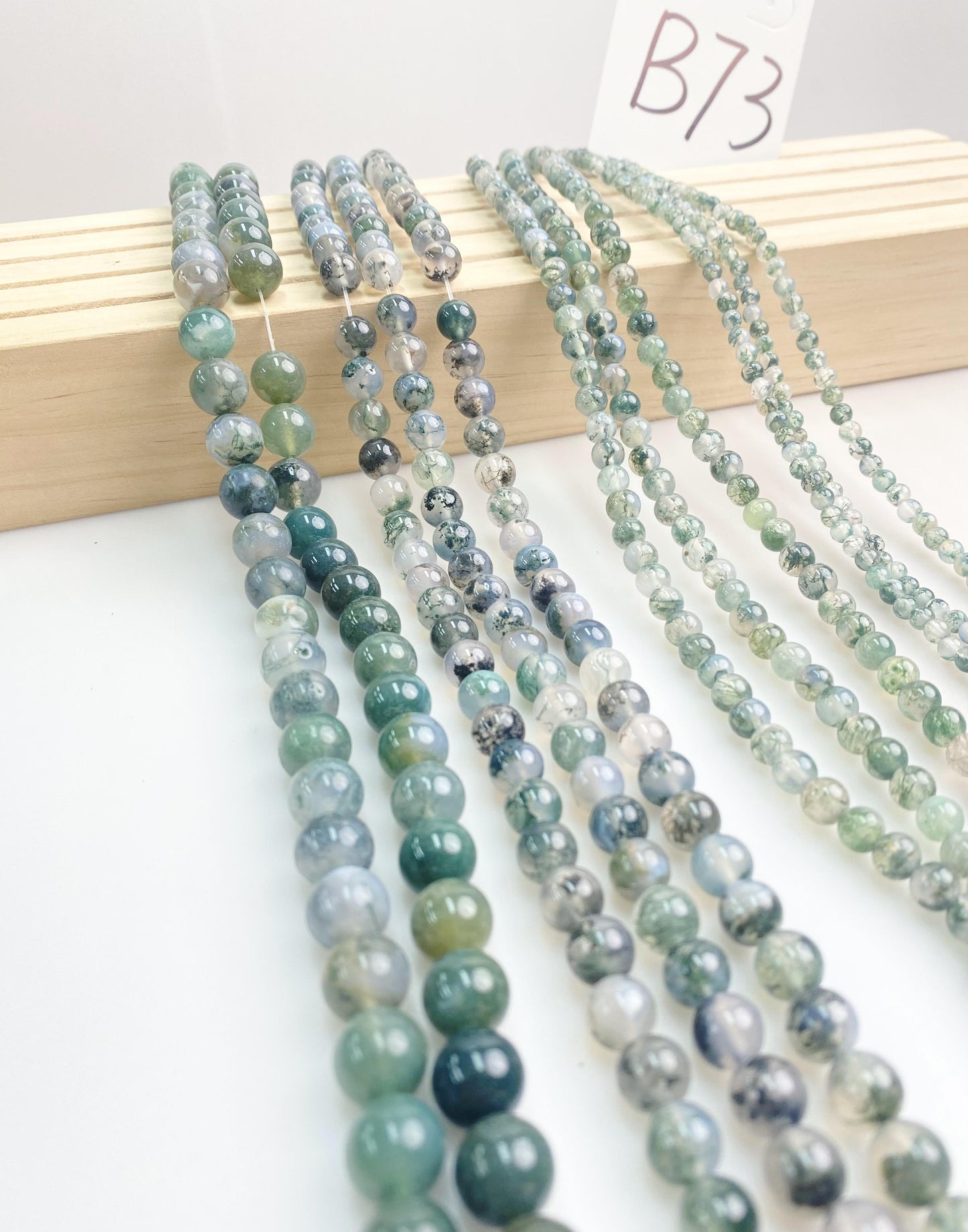 ------#B55-#B94 normal green color  loose beads