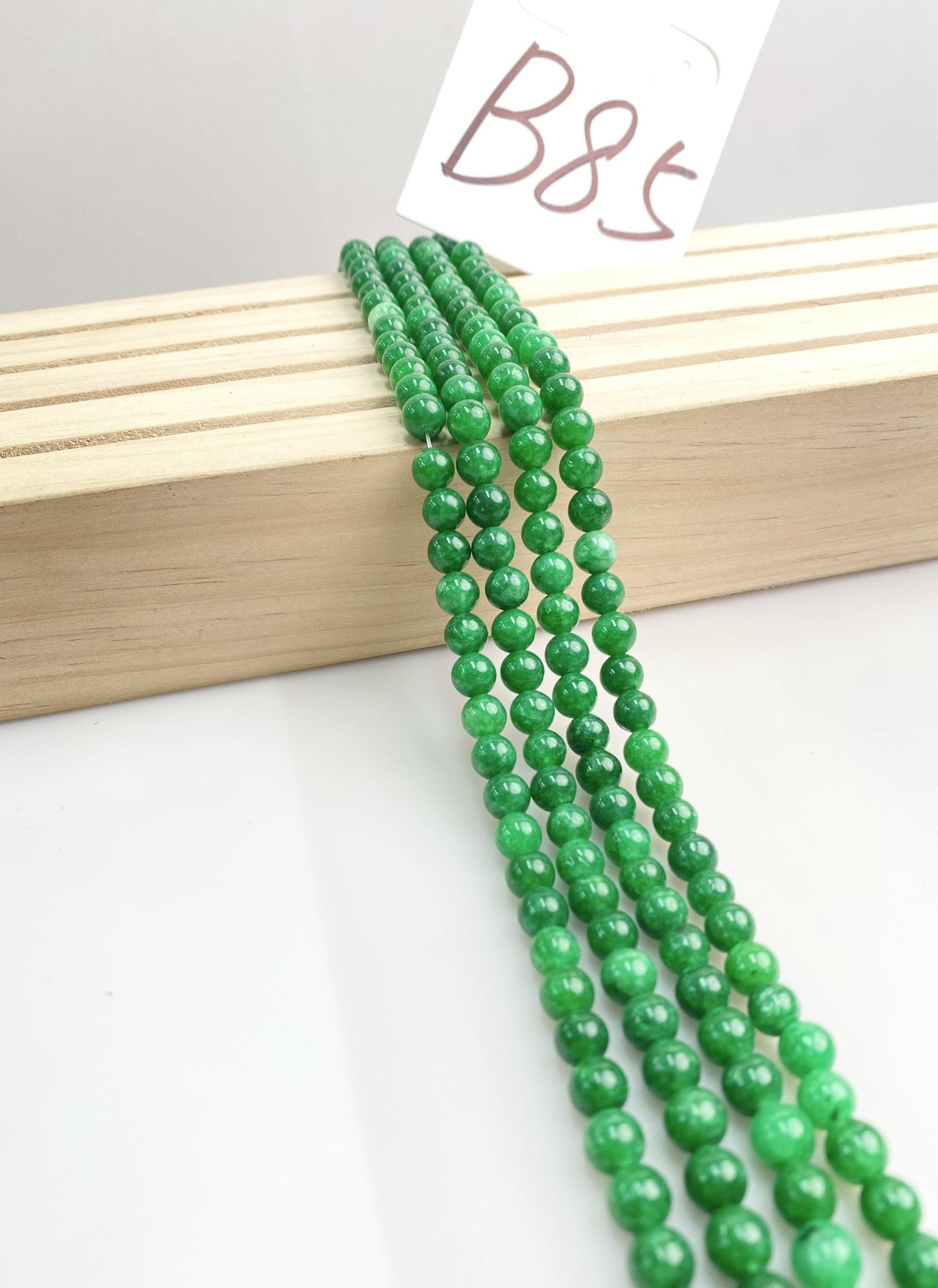 ------#B55-#B94 normal green color  loose beads