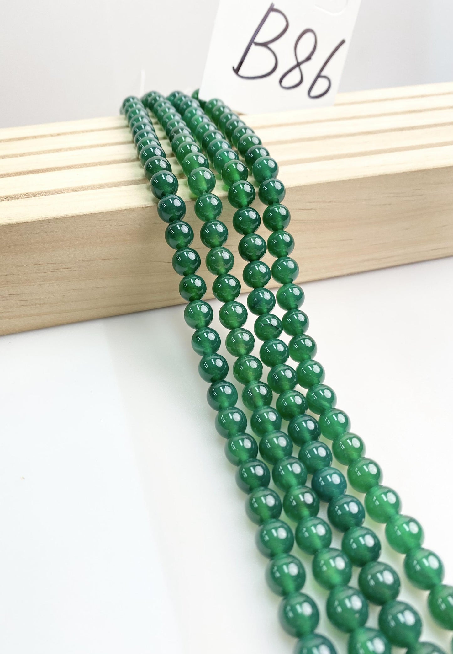 ------#B55-#B94 normal green color  loose beads