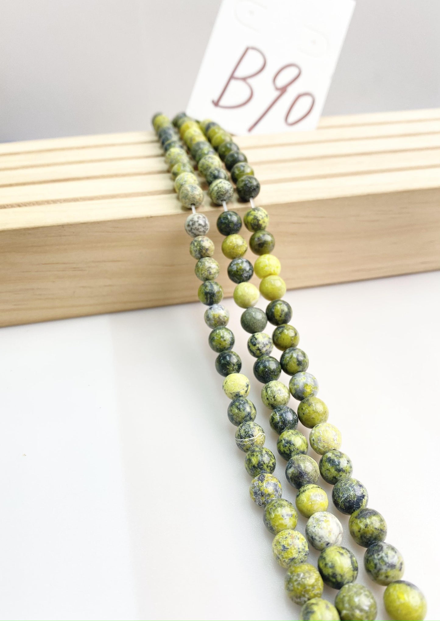 ------#B55-#B94 normal green color  loose beads