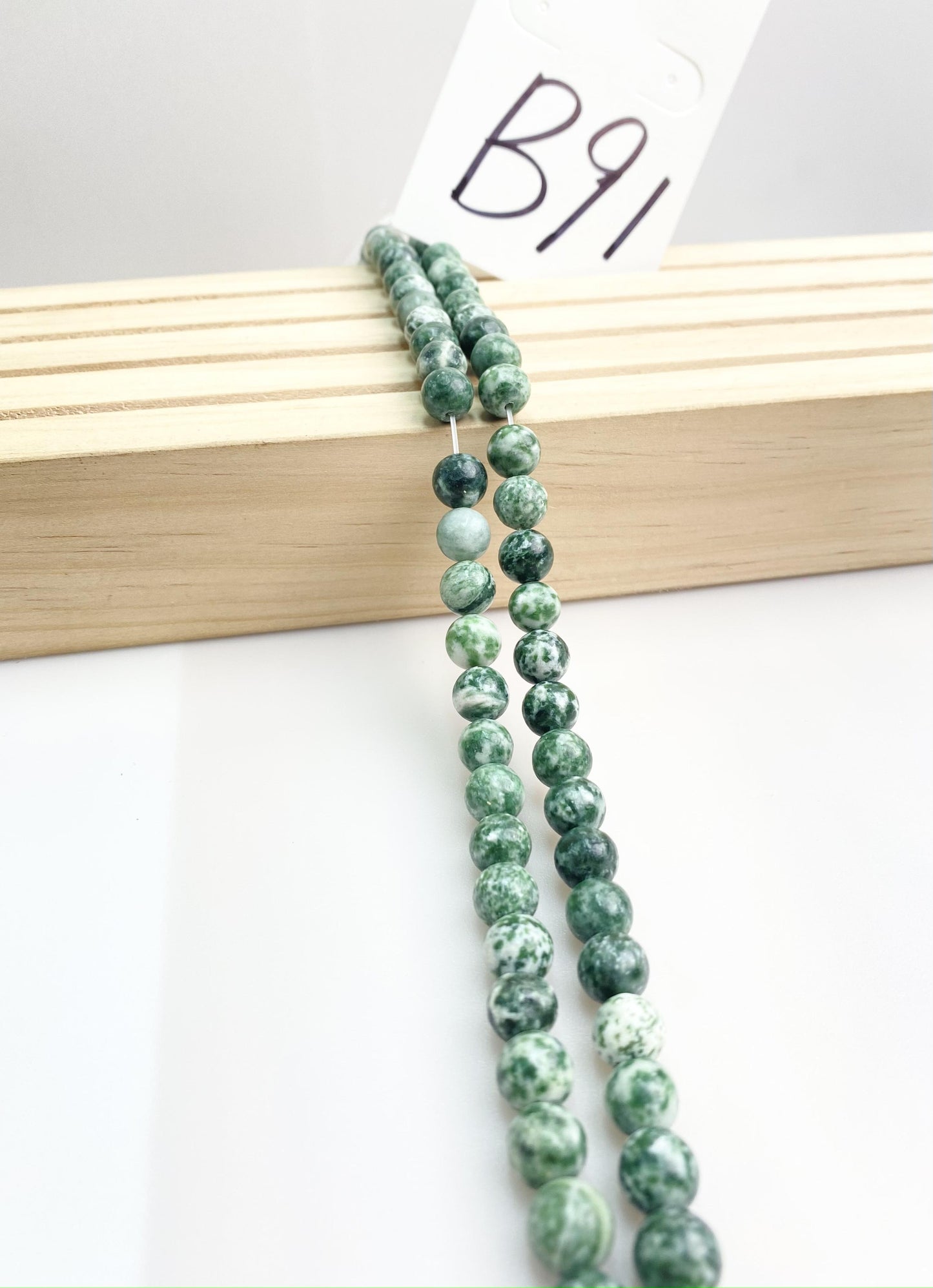 ------#B55-#B94 normal green color  loose beads