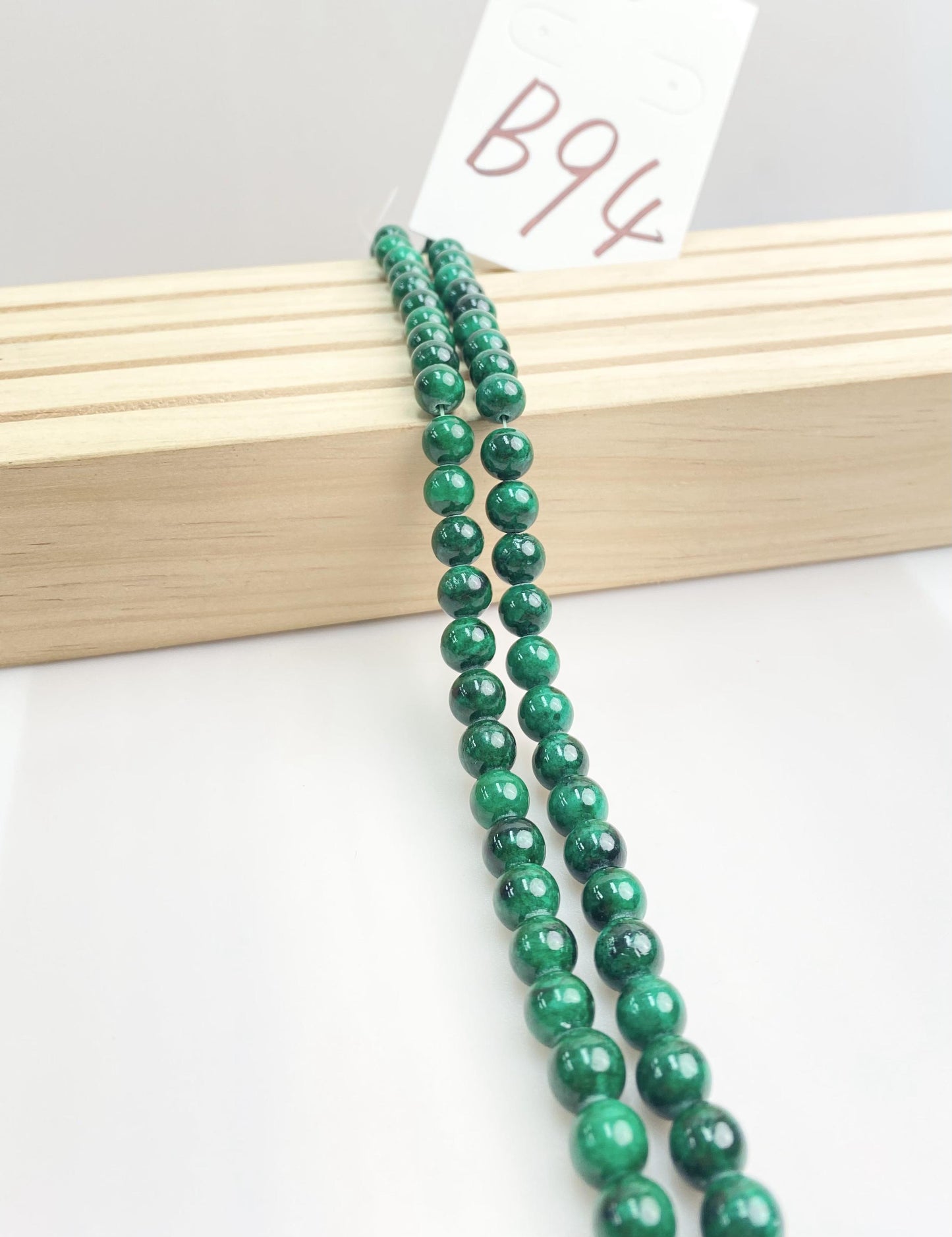 ------#B55-#B94 normal green color  loose beads