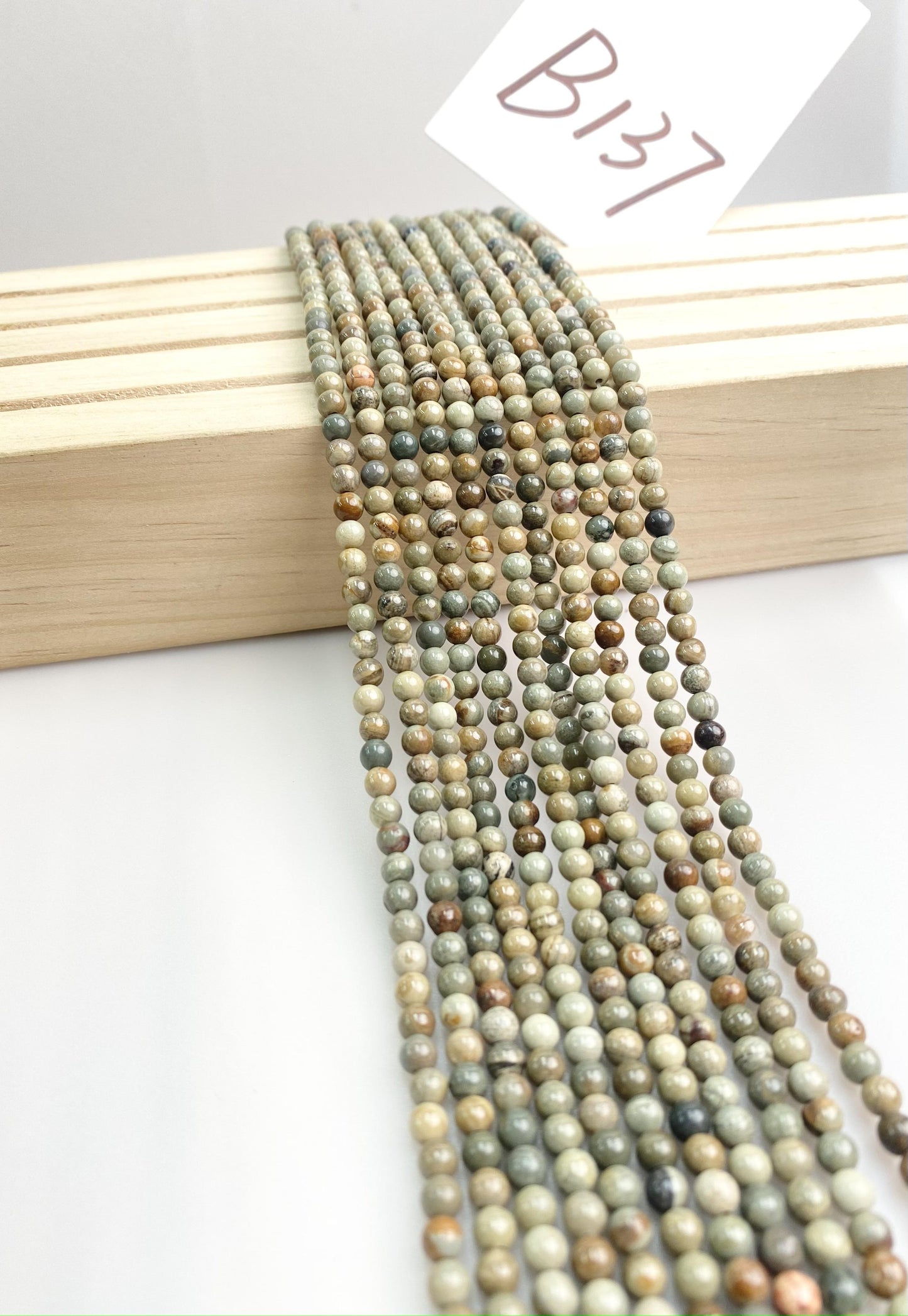 ------#B95-#B137 normal blue color  loose beads