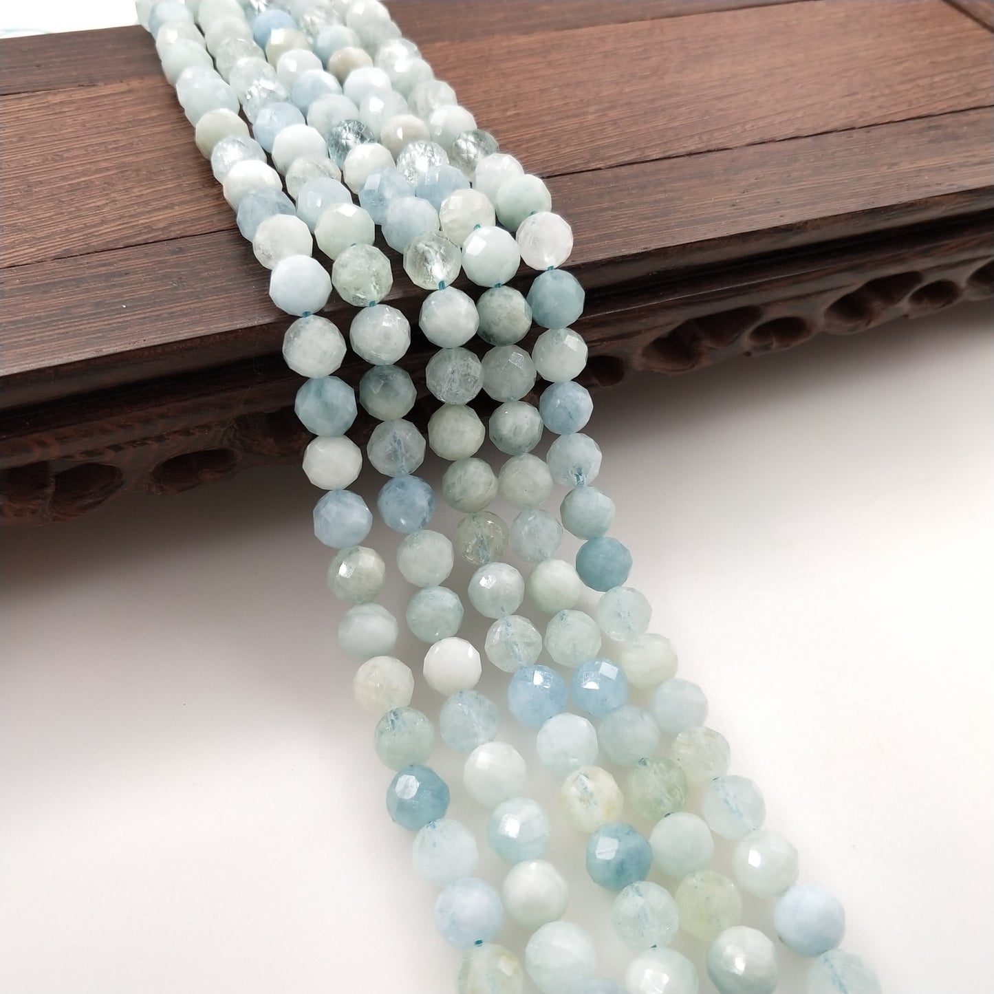 -----8mm faceted gemstone beads