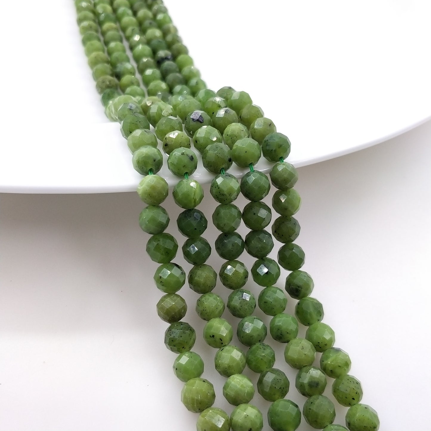 -----8mm faceted gemstone beads